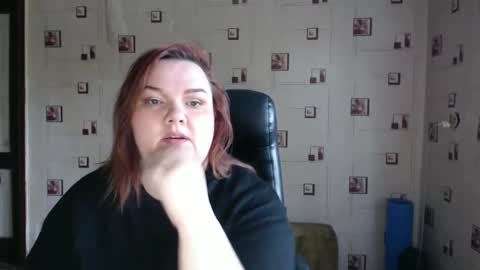 renataoia online show from April 23, 3:46 pm