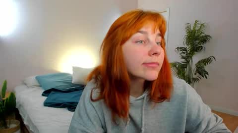 rene_shine online show from March 7, 5:46 pm