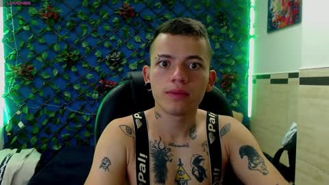 R E N E  online show from January 27, 4:09 am