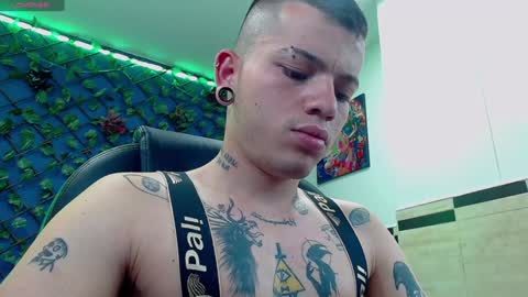 R E N E  online show from January 21, 12:18 pm