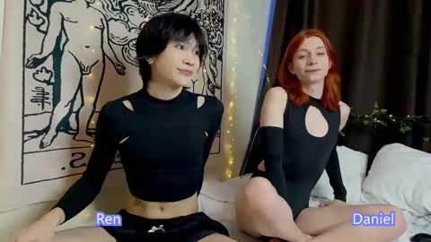 Snapshot of rennuts chatting on January 10, 8:15 pm rennuts online show from January 10, 8:15 pm