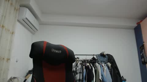 Chris online show from November 13, 6:21 pm