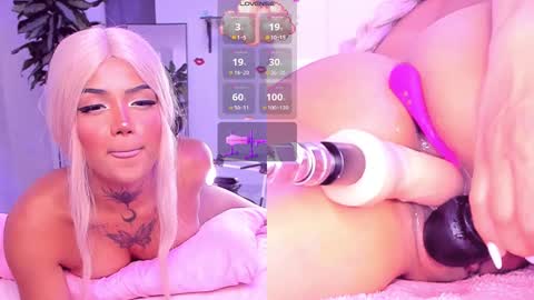 Snapshot of revy_black69 chatting on February 22, 4:51 am Rebecca y sarih online show from February 22, 4:51 am