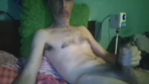 reyes_albert2006 online show from April 3, 8:27 pm