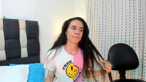 rhiannacoral online show from February 16, 1:47 am