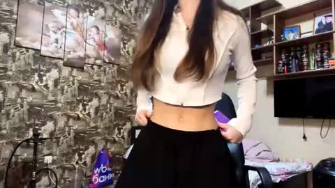 Anna online show from November 14, 8:49 am