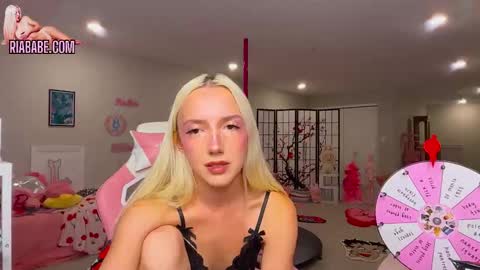 ria  online show from November 20, 4:11 am