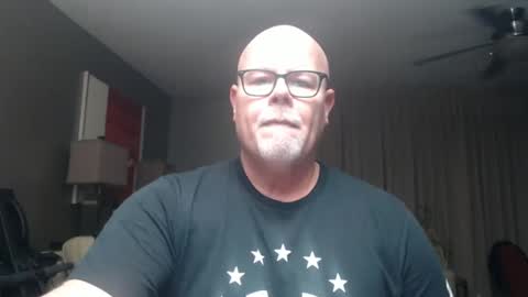 rich32937 online show from December 4, 7:55 am