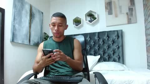 richar_voller online show from February 3, 11:14 am