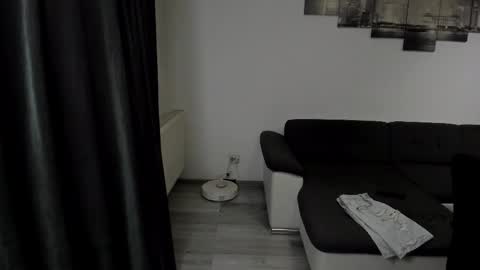 RichardDarell online show from February 23, 7:54 am