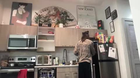 richchris66 online show from April 3, 8:38 pm