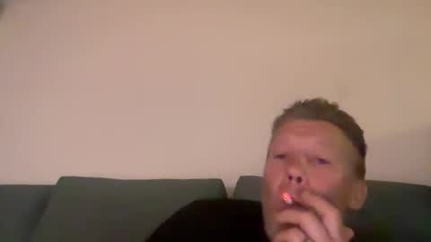 richiee3891 online show from May 13, 10:30 pm