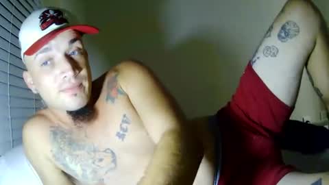 Snapshot of richierich813 chatting on October 26, 9:21 am richierich813 online show from October 26, 9:21 am