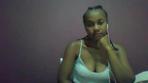 ricie001 online show from February 12, 6:06 am