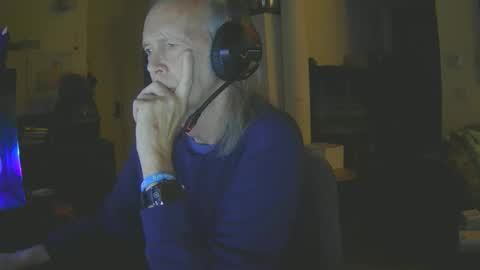 rickl56 online show from December 15, 1:23 am