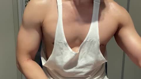 R online show from January 17, 6:44 pm