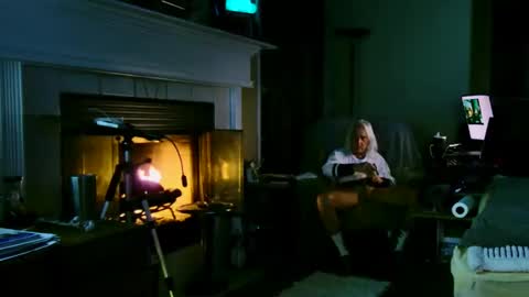 PINK HOLE TWINK online show from November 14, 3:31 am