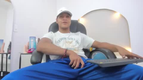 Ricky  online show from December 2, 9:13 pm