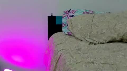 rickymartinez77 online show from December 4, 4:23 am