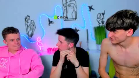 Rico online show from March 4, 8:06 pm