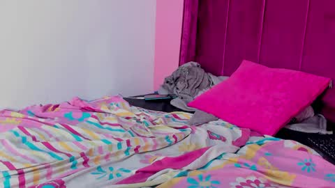 Rihanna hotx online show from September 27, 5:38 am