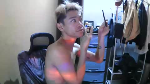 riiichie12 online show from November 7, 8:11 pm