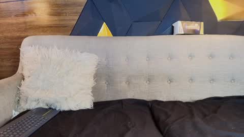 kamila online show from April 10, 6:30 am