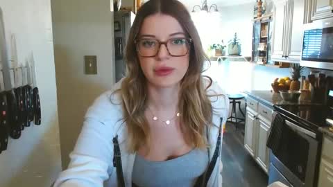 riley depp online show from March 10, 7:07 pm