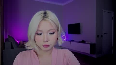 rileymee online show from November 21, 4:10 am