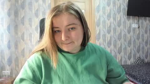 rina16 online show from April 2, 1:18 pm