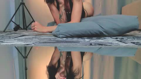 RINA online show from September 15, 2:13 am