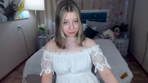 rinacake online show from July 8, 1:25 pm
