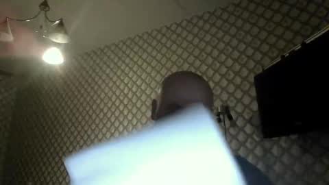 rob18997 online show from December 14, 12:28 am