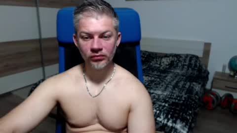 robbyshawz online show from May 12, 5:05 am