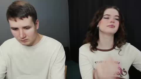 Lisa and Robert  i am online all days 900 am GMT3   online show from February 23, 2:40 am