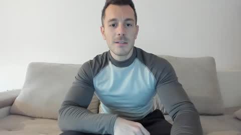 roberto4ever online show from March 12, 10:16 am