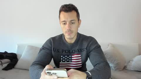 roberto4ever online show from February 10, 1:55 pm