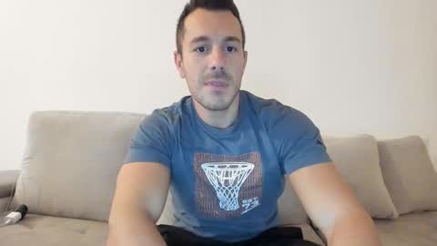 roberto4ever online show from November 8, 5:54 am