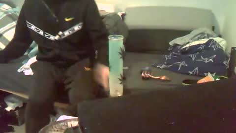 Zenek online show from November 22, 3:05 am