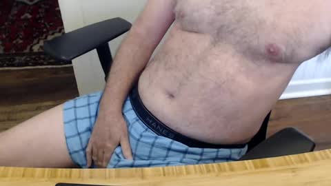 robidan6923 online show from June 28, 12:56 pm
