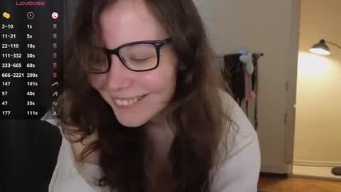 Robin online show from March 11, 9:12 am