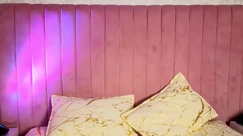 robin D online show from September 25, 2:13 pm