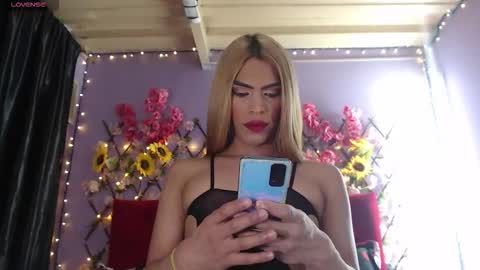 Margot Ferrer online show from February 22, 5:44 am