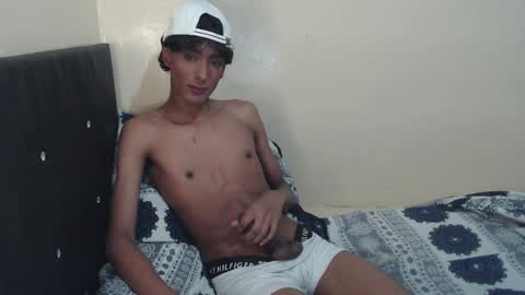 Robintaylor online show from January 23, 6:56 pm