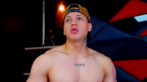 rocco_santos online show from February 28, 6:12 pm