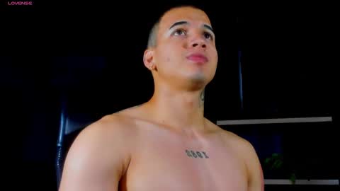 rocco_santos online show from March 25, 1:23 am