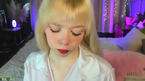 rochelle_dolly online show from March 21, 1:38 pm