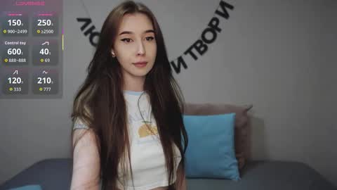 rocketsgirl online show from November 2, 5:40 am