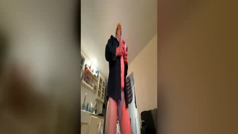 rodgie_dodgie073 online show from June 15, 2:47 am