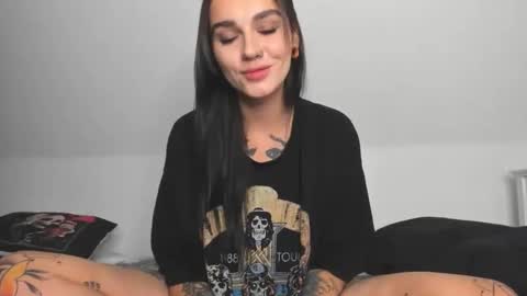 rokiinbaby online show from October 3, 7:33 pm